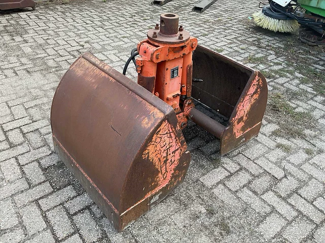 1991 atlas e 15/2 knijpbak - afbeelding 1 van  6