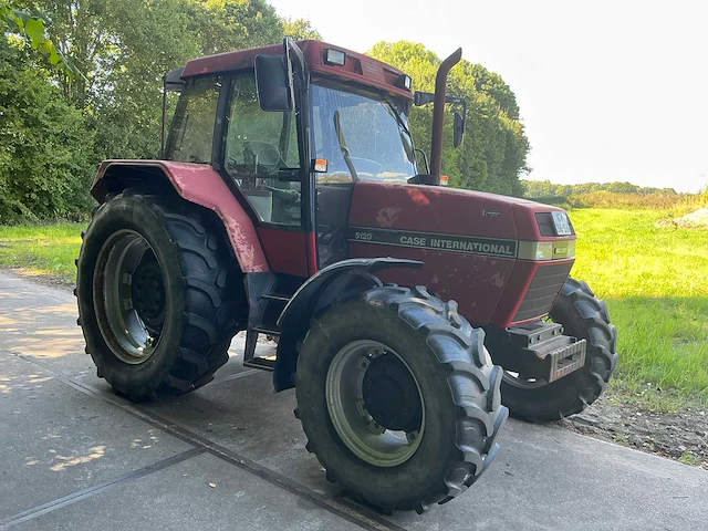 1991 case international 5120 vierwielaangedreven landbouwtractor - afbeelding 2 van  32