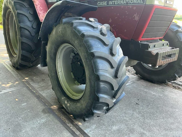 1991 case international 5120 vierwielaangedreven landbouwtractor - afbeelding 6 van  32