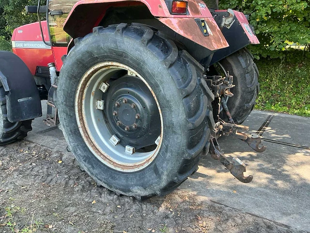 1991 case international 5120 vierwielaangedreven landbouwtractor - afbeelding 8 van  32