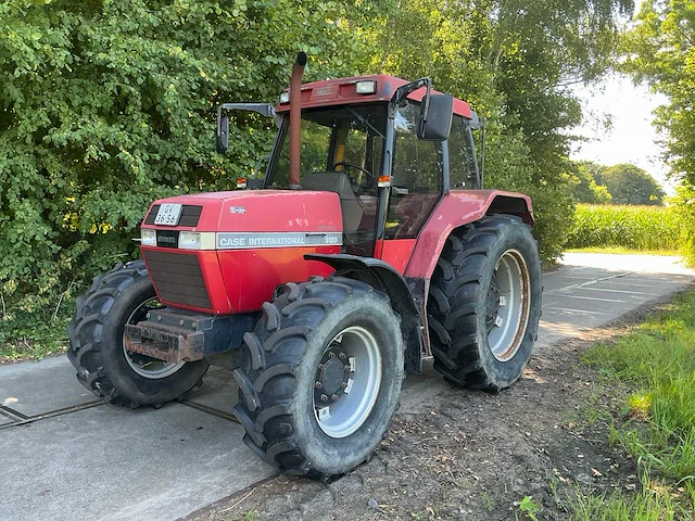 1991 case international 5120 vierwielaangedreven landbouwtractor - afbeelding 1 van  32