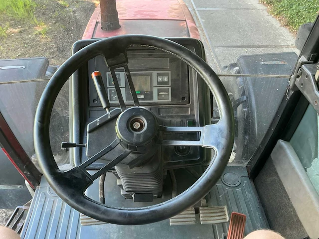 1991 case international 5120 vierwielaangedreven landbouwtractor - afbeelding 15 van  32
