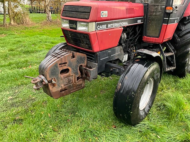 1991 case international 695 xl tweewielaangedreven landbouwtractor - afbeelding 3 van  35