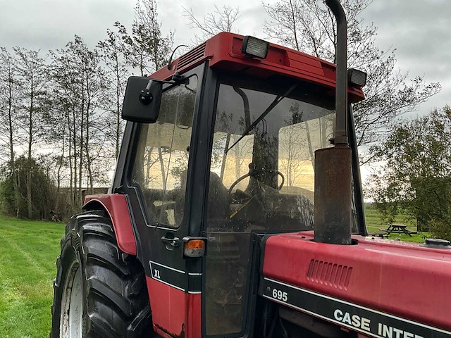 1991 case international 695 xl tweewielaangedreven landbouwtractor - afbeelding 6 van  35