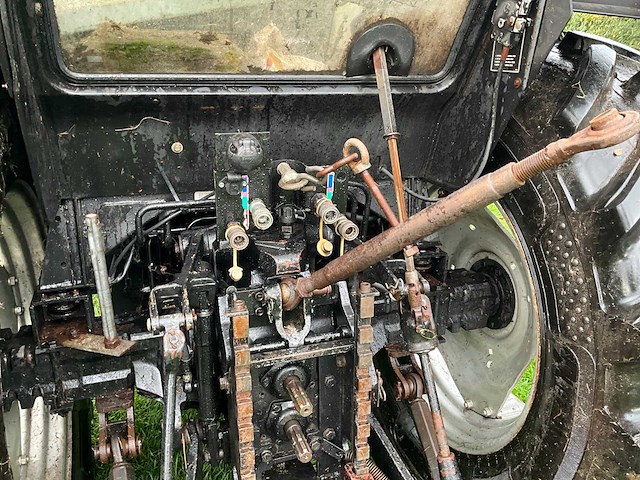 1991 case international 695 xl tweewielaangedreven landbouwtractor - afbeelding 10 van  35