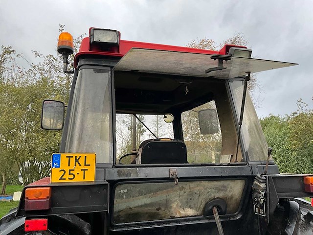 1991 case international 695 xl tweewielaangedreven landbouwtractor - afbeelding 11 van  35