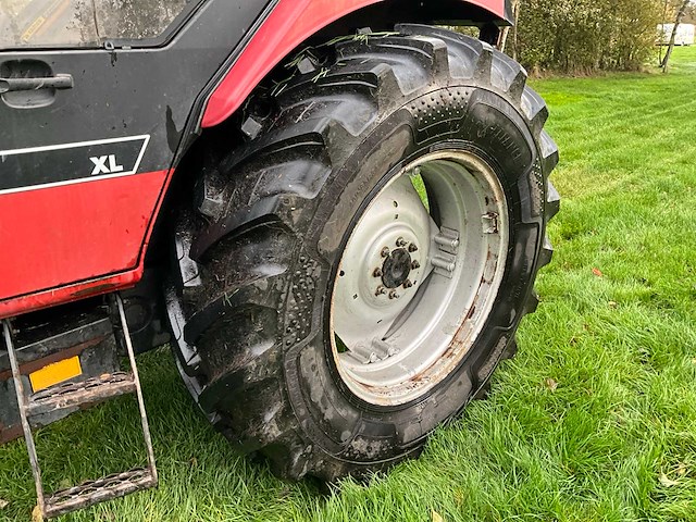 1991 case international 695 xl tweewielaangedreven landbouwtractor - afbeelding 14 van  35