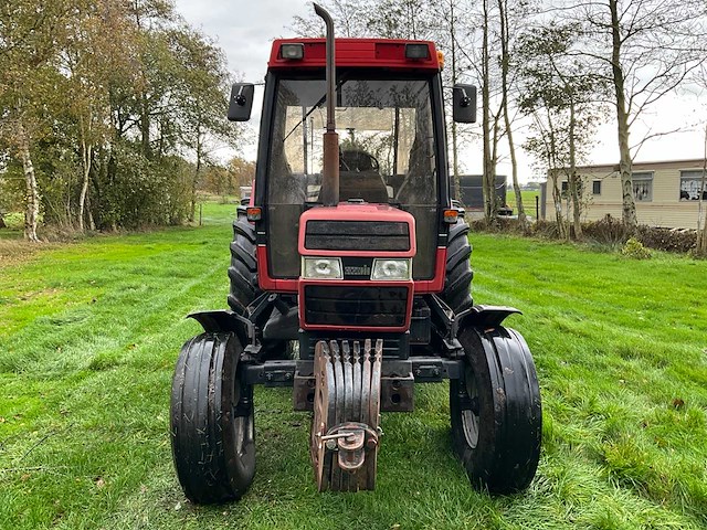 1991 case international 695 xl tweewielaangedreven landbouwtractor - afbeelding 23 van  35