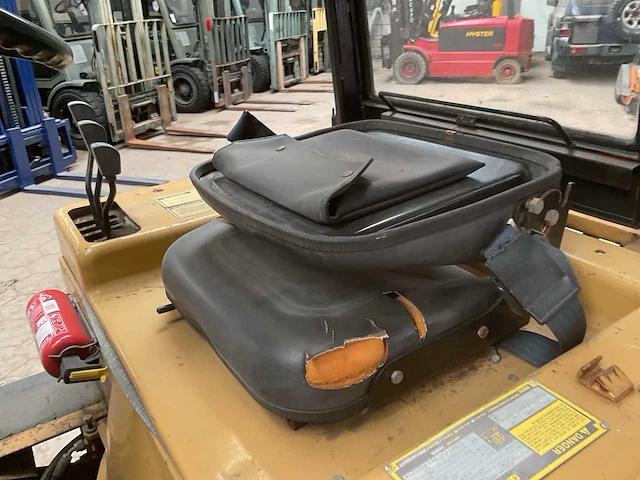 1991 caterpillar v40 vorkheftruck - afbeelding 5 van  9