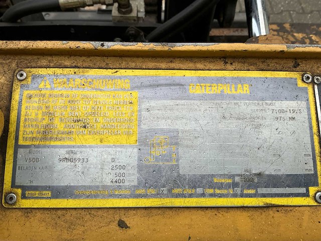 1991 caterpillar v50d vorkheftruck - afbeelding 30 van  36