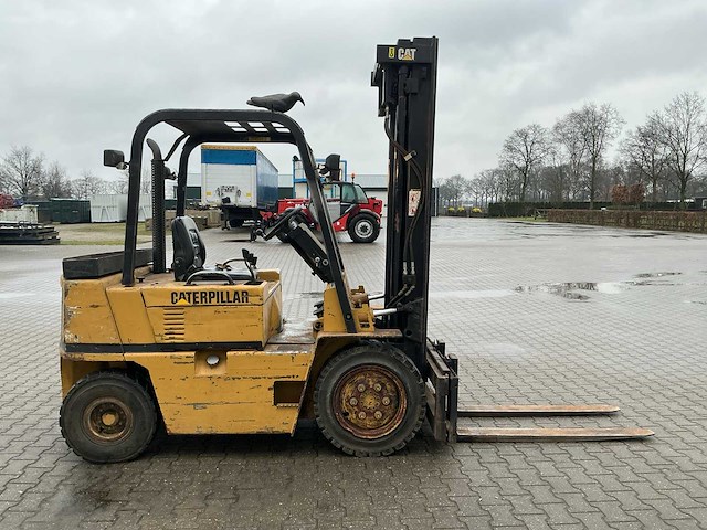 1991 caterpillar v50d vorkheftruck - afbeelding 31 van  36