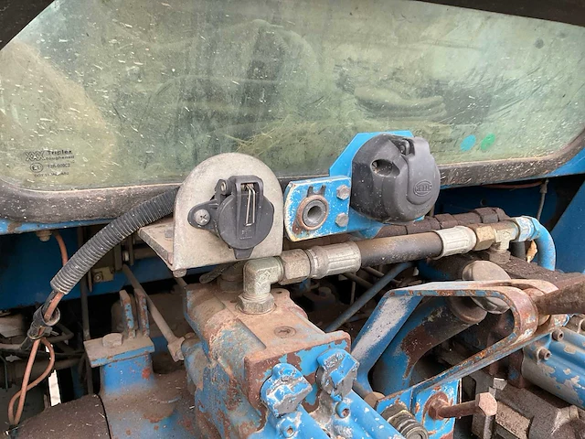 1991 ford 8630 powershift vierwielaangedreven landbouwtractor - afbeelding 13 van  35