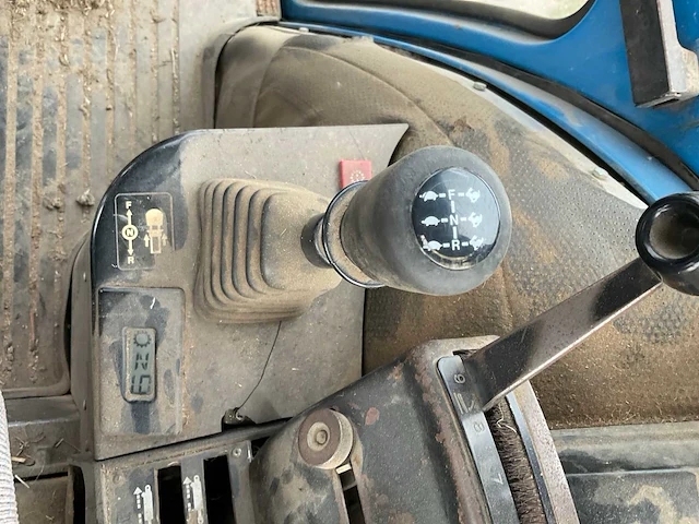 1991 ford 8630 powershift vierwielaangedreven landbouwtractor - afbeelding 25 van  35