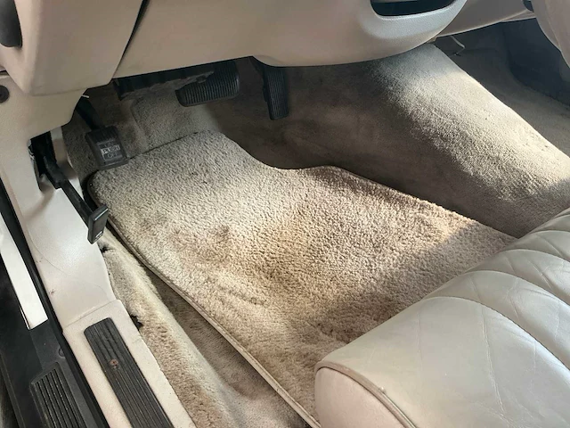 1991 ford lincoln towncar personenauto - afbeelding 13 van  35