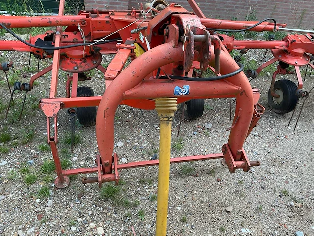 1991 kuhn gf6301 hooischudder - afbeelding 3 van  13