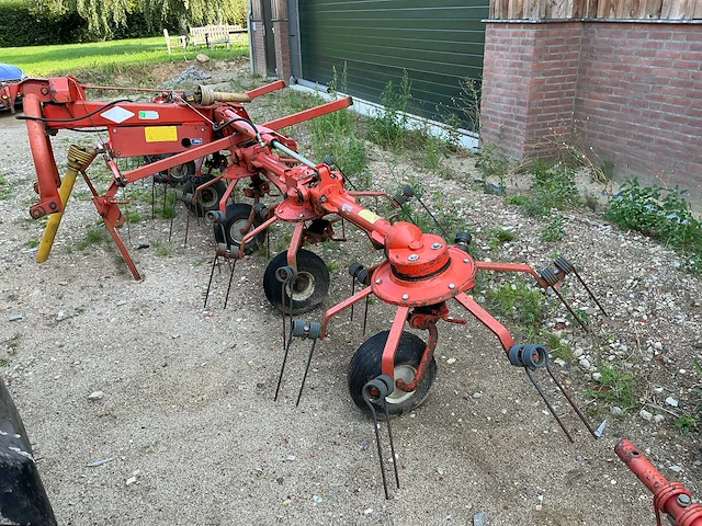 1991 kuhn gf6301 hooischudder - afbeelding 6 van  13
