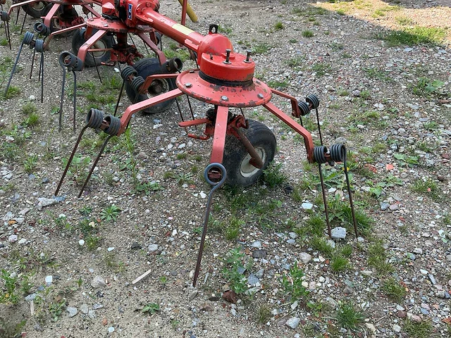 1991 kuhn gf6301 hooischudder - afbeelding 9 van  13