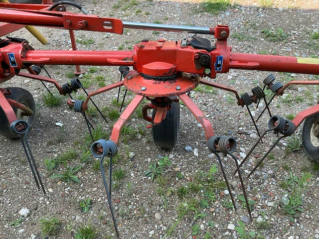 1991 kuhn gf6301 hooischudder - afbeelding 10 van  13