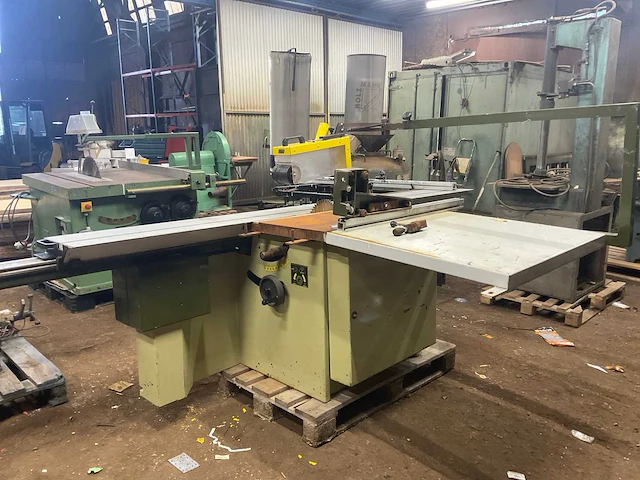 1991 lazzari juno 3000i formaatcirkelzaagmachine - afbeelding 2 van  9