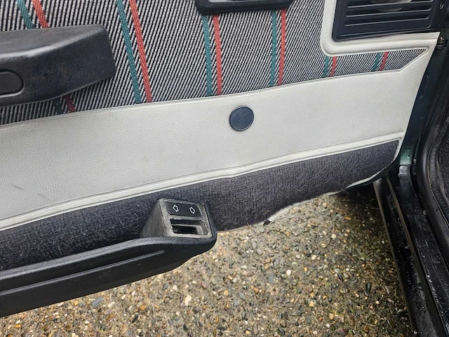 1991 peugeot 205 1.4 roland garros cabriolet - afbeelding 9 van  26