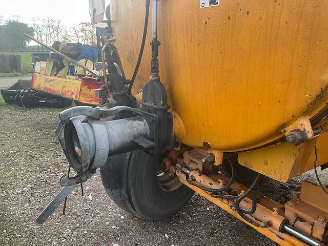 1991 veenhuis 8000 mesttank - afbeelding 19 van  21