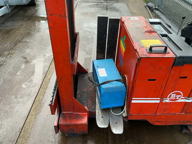 1992 bt lsvpcs 800e/11 stapelaar - afbeelding 2 van  18