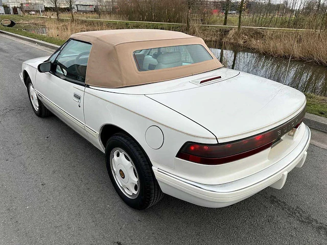 1992 buick reatta cabriolet - afbeelding 14 van  40