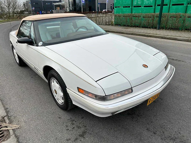 1992 buick reatta cabriolet - afbeelding 23 van  40