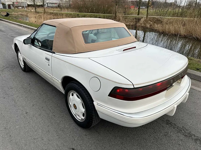1992 buick reatta cabriolet - afbeelding 35 van  40
