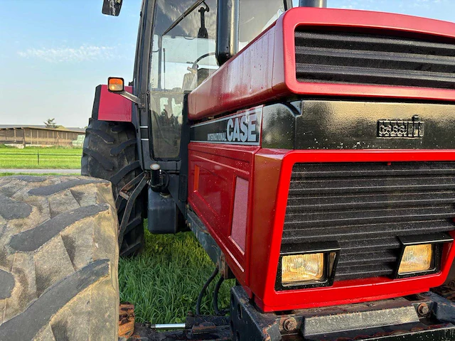 1992 case international 1455xl vierwielaangedreven landbouwtractor - afbeelding 3 van  34