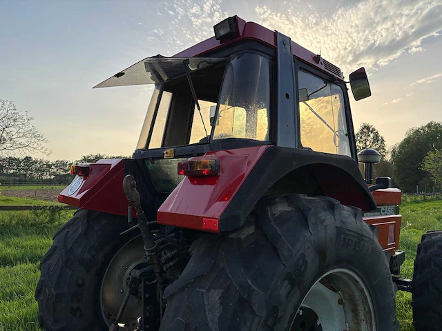 1992 case international 1455xl vierwielaangedreven landbouwtractor - afbeelding 5 van  34