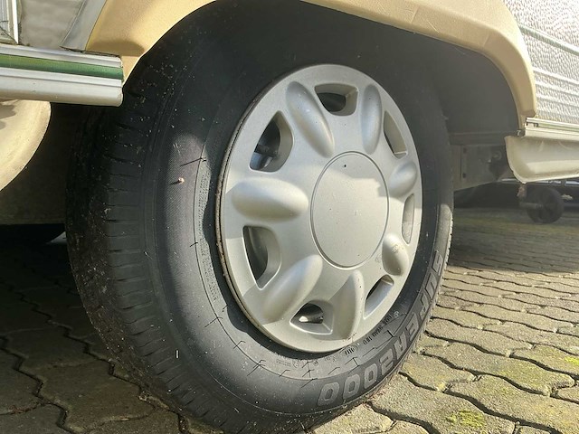1992 chateau la car 400 caravan - afbeelding 3 van  30