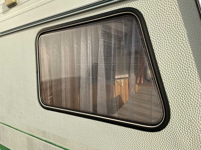 1992 chateau la car 400 caravan - afbeelding 7 van  30