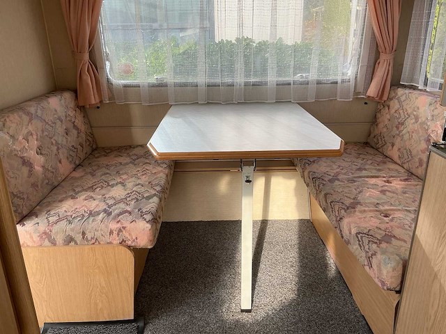 1992 chateau la car 400 caravan - afbeelding 14 van  30