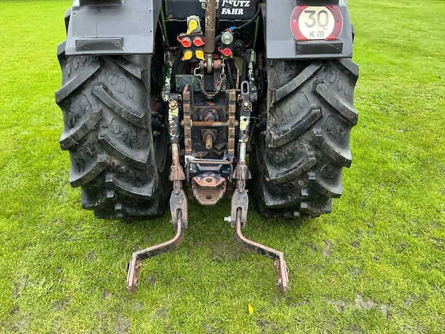 1992 deutz dx 3.70f smalspoor- en compacttractor - afbeelding 9 van  34