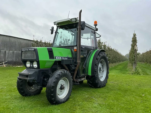 1992 deutz dx 3.70f smalspoor- en compacttractor - afbeelding 1 van  34