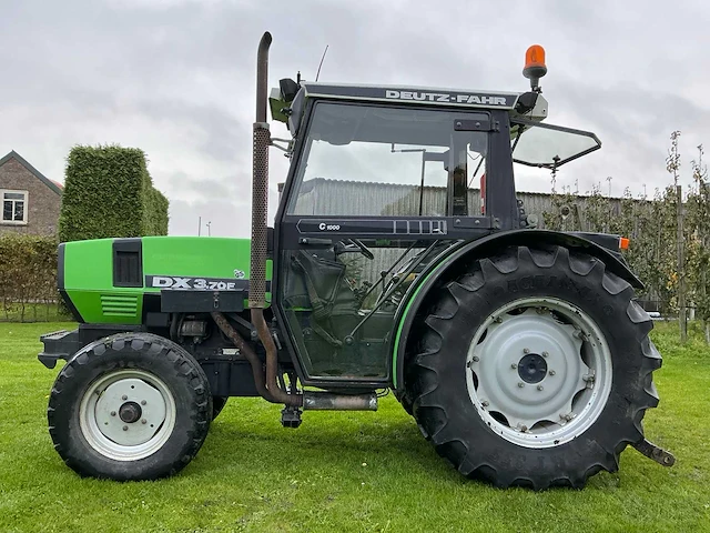 1992 deutz dx 3.70f smalspoor- en compacttractor - afbeelding 12 van  34