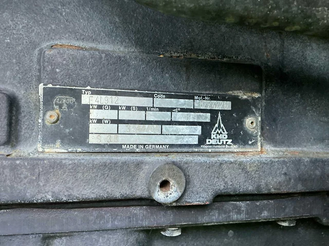 1992 deutz dx 3.70f smalspoor- en compacttractor - afbeelding 26 van  34