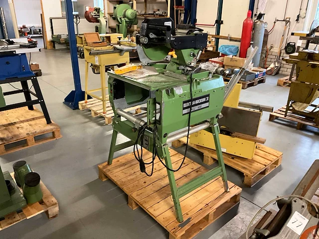 1992 elektra beckum kgt 500 tafel afkortzaagmachine - afbeelding 1 van  6