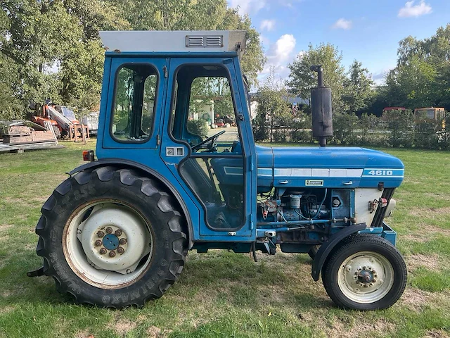 1992 ford 4610 tweewielaangedreven landbouwtractor - afbeelding 18 van  24
