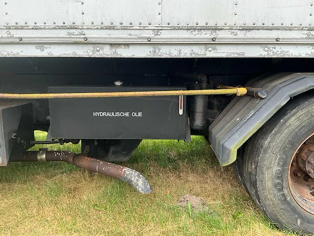 1992 ford f700 vrachtwagen - afbeelding 14 van  46