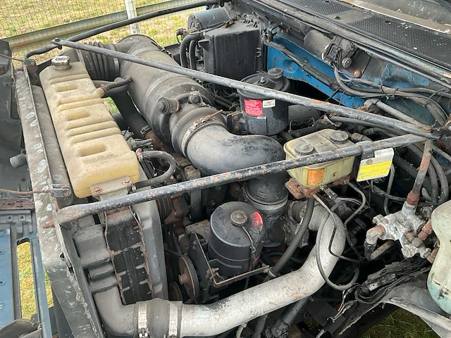 1992 ford f700 vrachtwagen - afbeelding 30 van  46