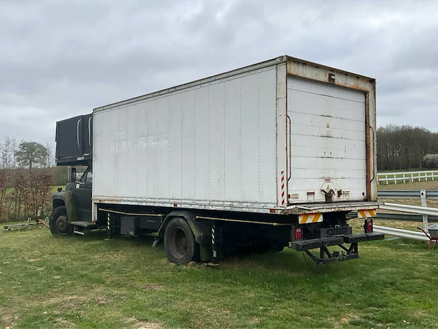 1992 ford f700 vrachtwagen - afbeelding 23 van  46
