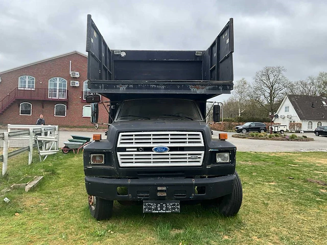 1992 ford f700 vrachtwagen - afbeelding 45 van  46