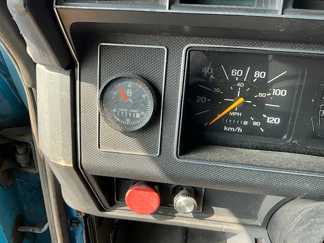 1992 ford f700 vrachtwagen - afbeelding 8 van  37