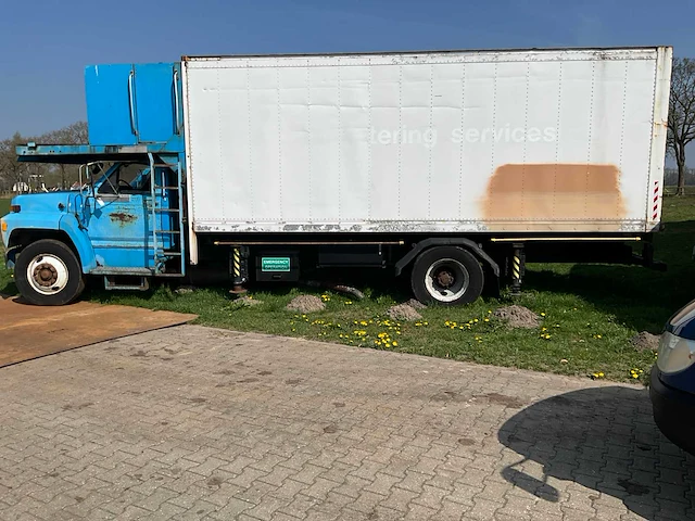 1992 ford f700 vrachtwagen - afbeelding 12 van  37