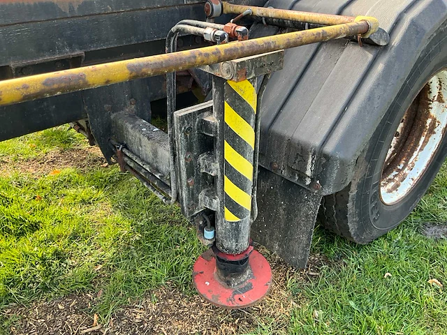 1992 ford f700 vrachtwagen - afbeelding 11 van  32