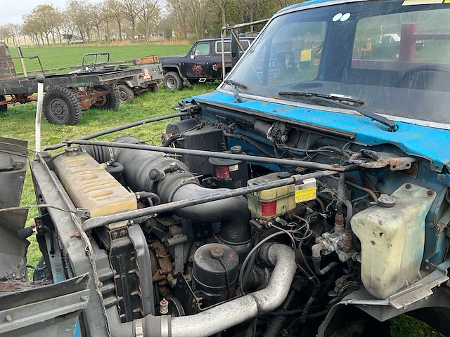 1992 ford f700 vrachtwagen - afbeelding 17 van  32