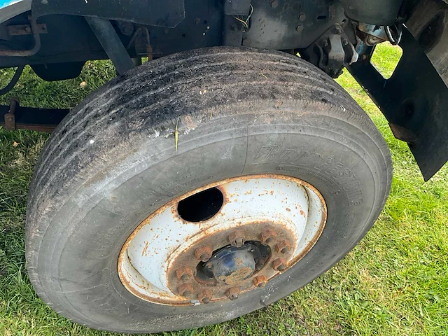 1992 ford f700 vrachtwagen - afbeelding 25 van  32
