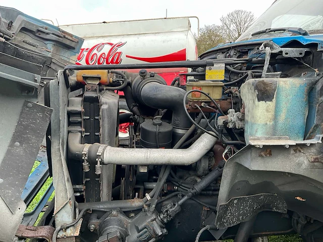 1992 ford f700 vrachtwagen - afbeelding 21 van  33